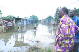 **"Alassane Ouattara : Pilote d'une Transformation Urbaine Durable pour Abidjan"**